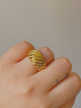 Load image into Gallery viewer, Paloma Ring
