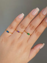 Load image into Gallery viewer, Dainty Baguette Ring
