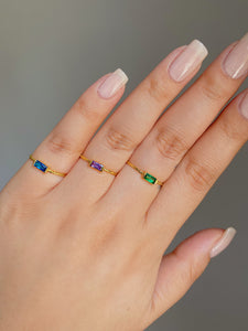 Dainty Baguette Ring