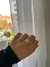 Load image into Gallery viewer, Crystal Ring
