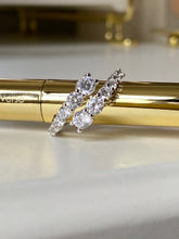 Load image into Gallery viewer, Crystal Ring
