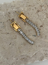 Load image into Gallery viewer, Reign Earrings
