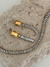 Load image into Gallery viewer, Reign Necklace
