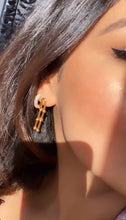 Load image into Gallery viewer, Jasmine earrings
