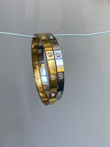 Leila Cuffs