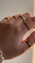 Load image into Gallery viewer, Poppy Ring
